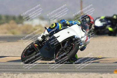 media/Oct-13-2025-Moto Forza (Mon) [[a66d839500]]/2-A Group/Session 3 (Turn 16)/